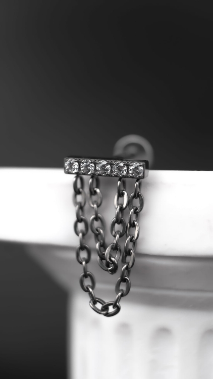 b9ad2fad-3d8e-45d1-ba9a-b42a94dfd142.jpg
